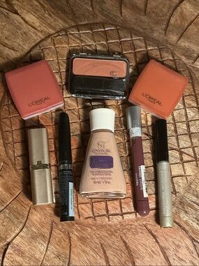 NEW Essentials Makeup Kit Variety including CG L’Oreal Caboodles & more